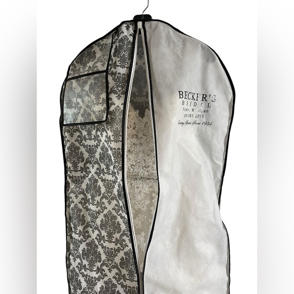 SOLD - Sophia Tolli “Prinia” Wedding Gown - Size 12 - Ret $2200 - Picture 13 of 16